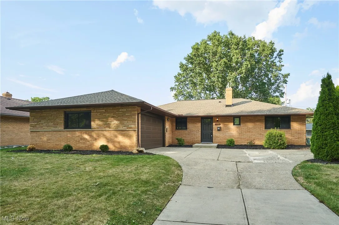 15356 Hickox Boulevard, Middleburg Heights, Ohio 44130,MLS Now Listing ID