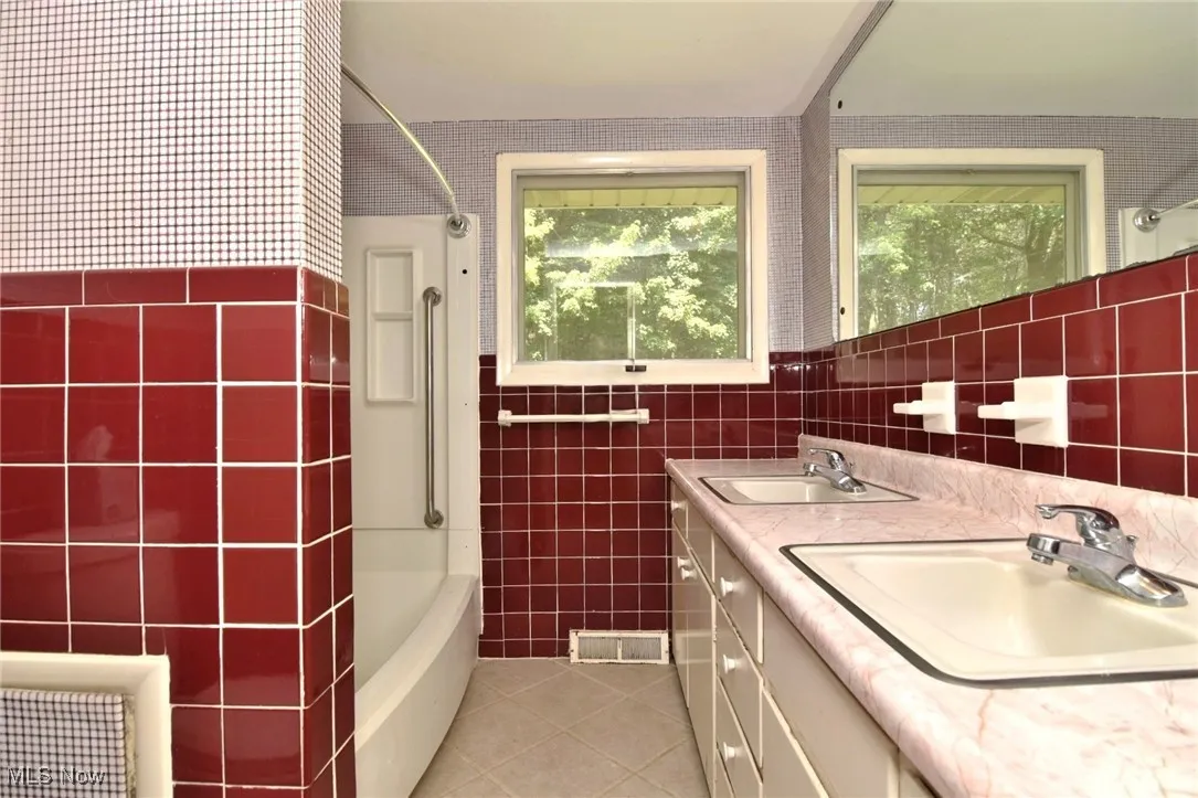 31299 Fairview Drive, Chagrin Falls, Ohio 44022,MLS Now Listing ID