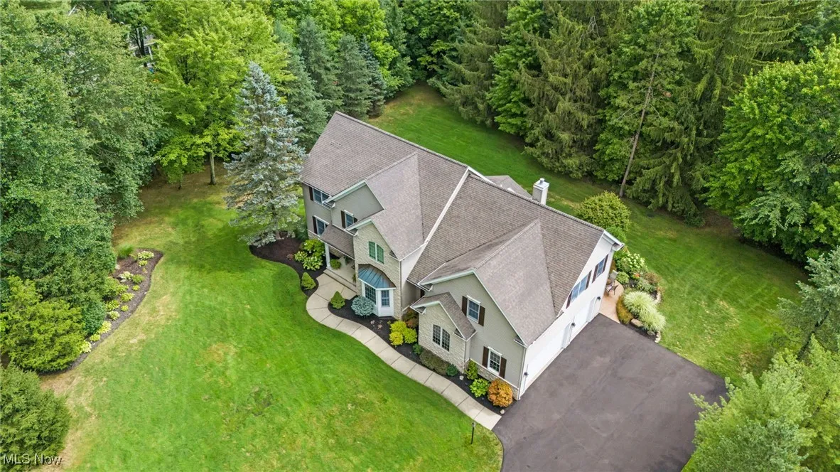 11215 Beechnut Lane, Chardon, Ohio 44024,MLS Now Listing ID