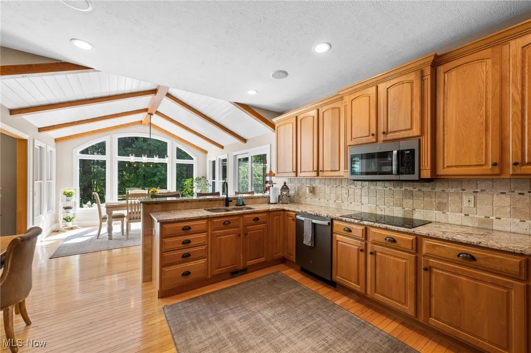 11215 Beechnut Lane, Chardon, Ohio 44024,MLS Now Listing ID