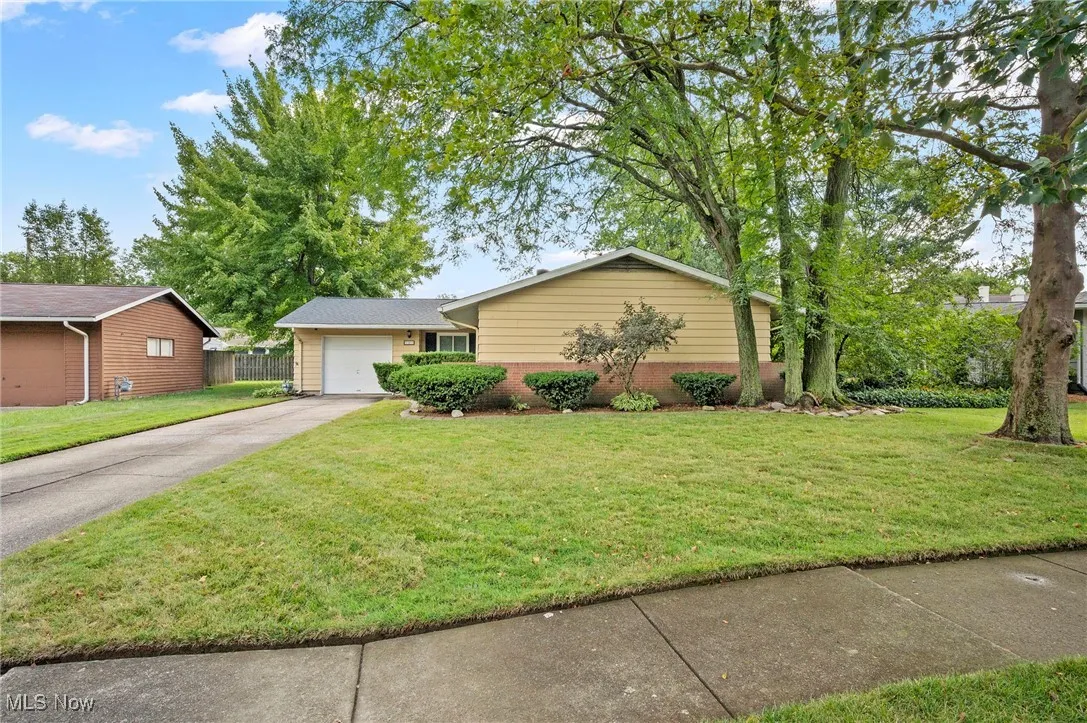 525 Beeler Drive, Berea, Ohio 44017,MLS Now Listing ID