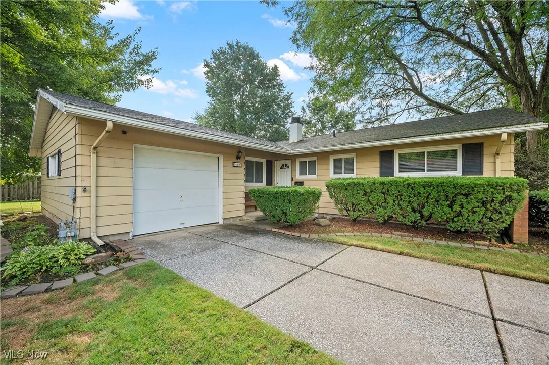 525 Beeler Drive, Berea, Ohio 44017,MLS Now Listing ID