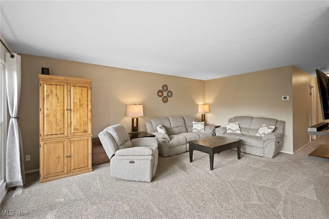 525 Beeler Drive, Berea, Ohio 44017,MLS Now Listing ID