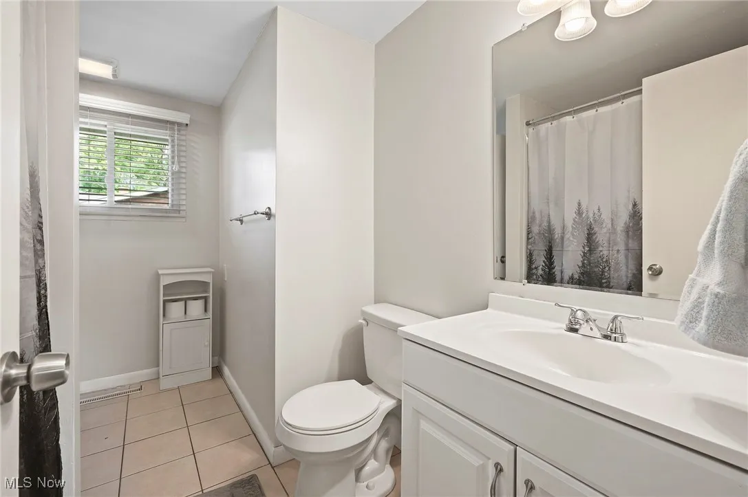 525 Beeler Drive, Berea, Ohio 44017,MLS Now Listing ID