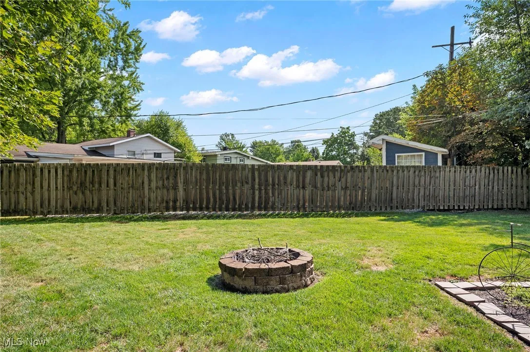 525 Beeler Drive, Berea, Ohio 44017,MLS Now Listing ID