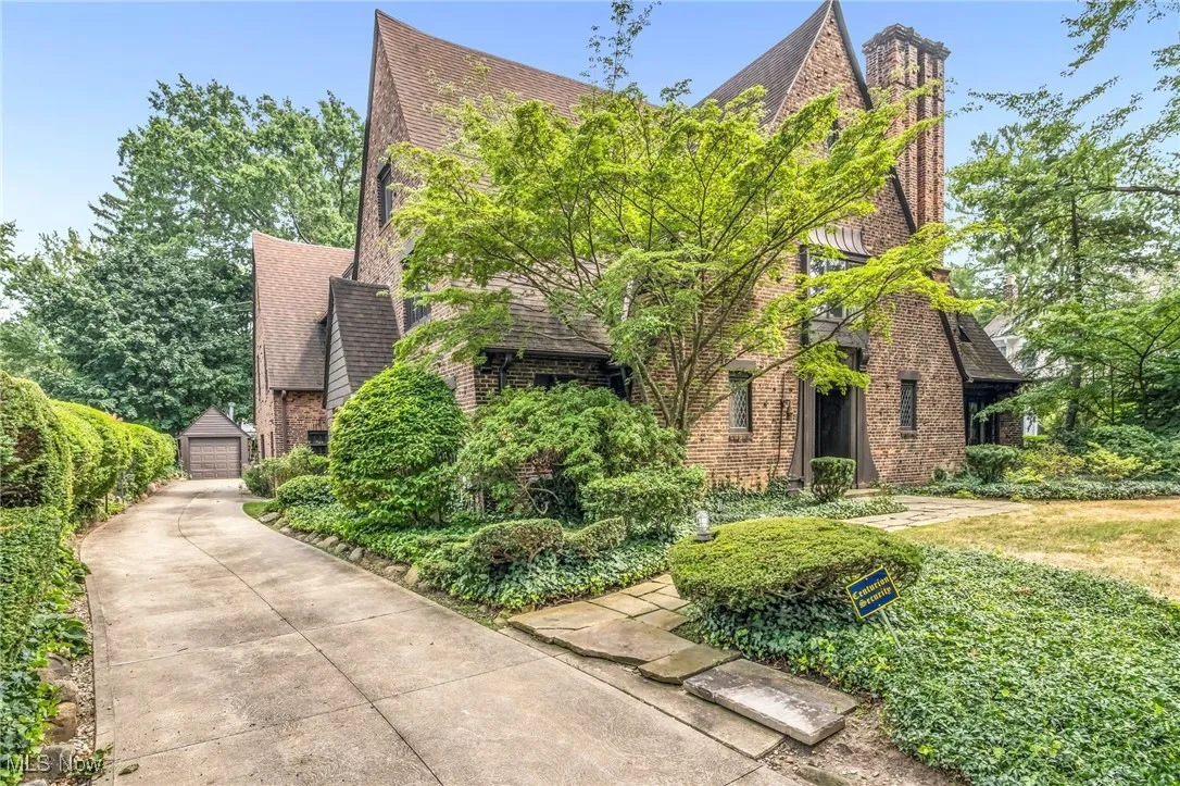 2717 Leighton Road, Shaker Heights, Ohio 44120,MLS Now Listing ID