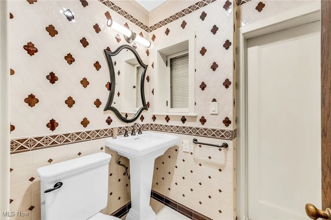 2717 Leighton Road, Shaker Heights, Ohio 44120,MLS Now Listing ID