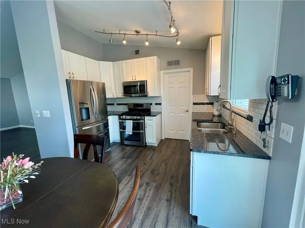 6863 Olde Meadow Court, Mentor, Ohio 44060,MLS Now Listing ID