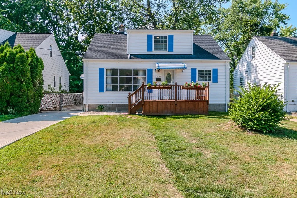 25450 Farringdon Avenue, Euclid, Ohio 44132,MLS Now Listing ID