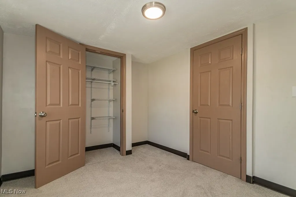 25450 Farringdon Avenue, Euclid, Ohio 44132,MLS Now Listing ID
