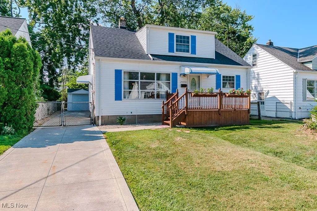 25450 Farringdon Avenue, Euclid, Ohio 44132,MLS Now Listing ID
