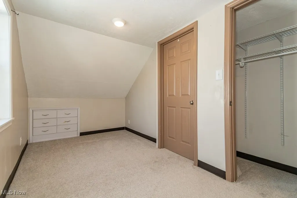 25450 Farringdon Avenue, Euclid, Ohio 44132,MLS Now Listing ID