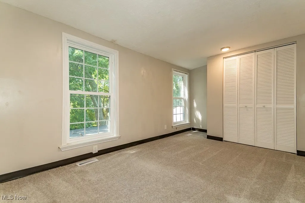 25450 Farringdon Avenue, Euclid, Ohio 44132,MLS Now Listing ID