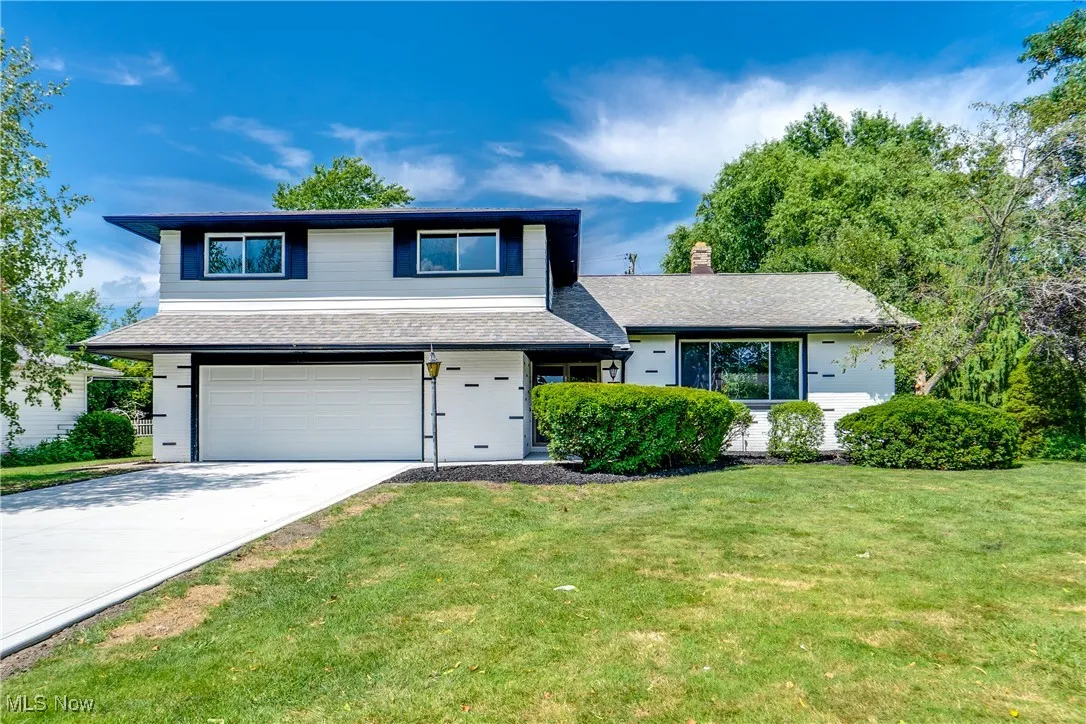 5429 Chickadee Lane, Lyndhurst, Ohio 44124,MLS Now Listing ID
