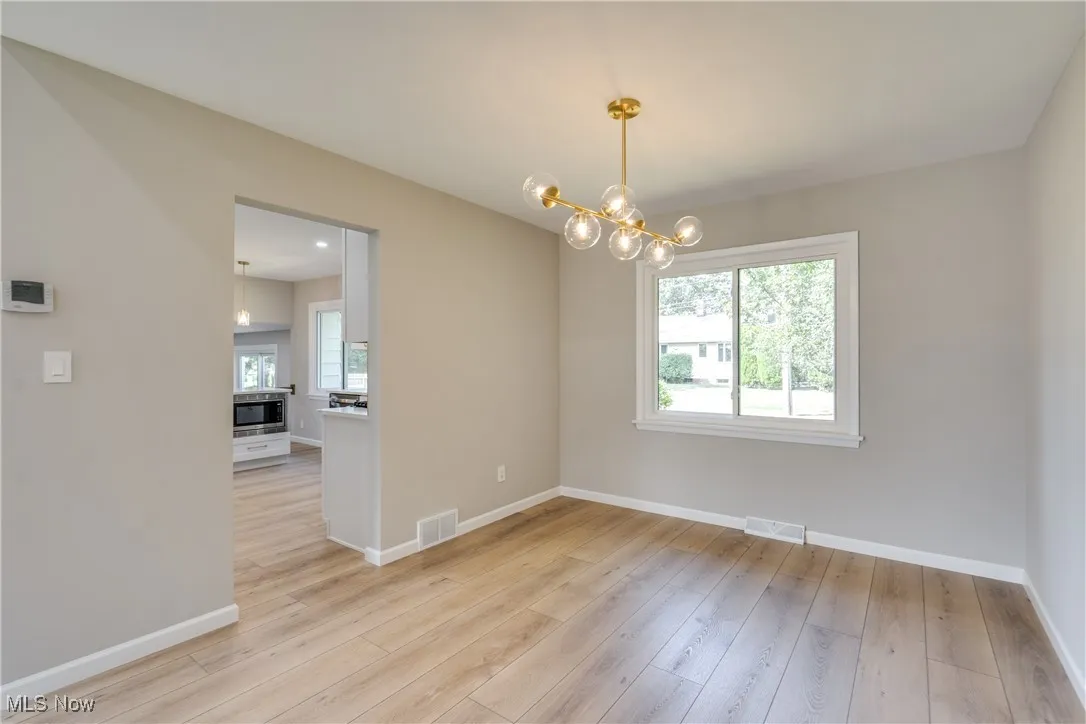 5429 Chickadee Lane, Lyndhurst, Ohio 44124,MLS Now Listing ID