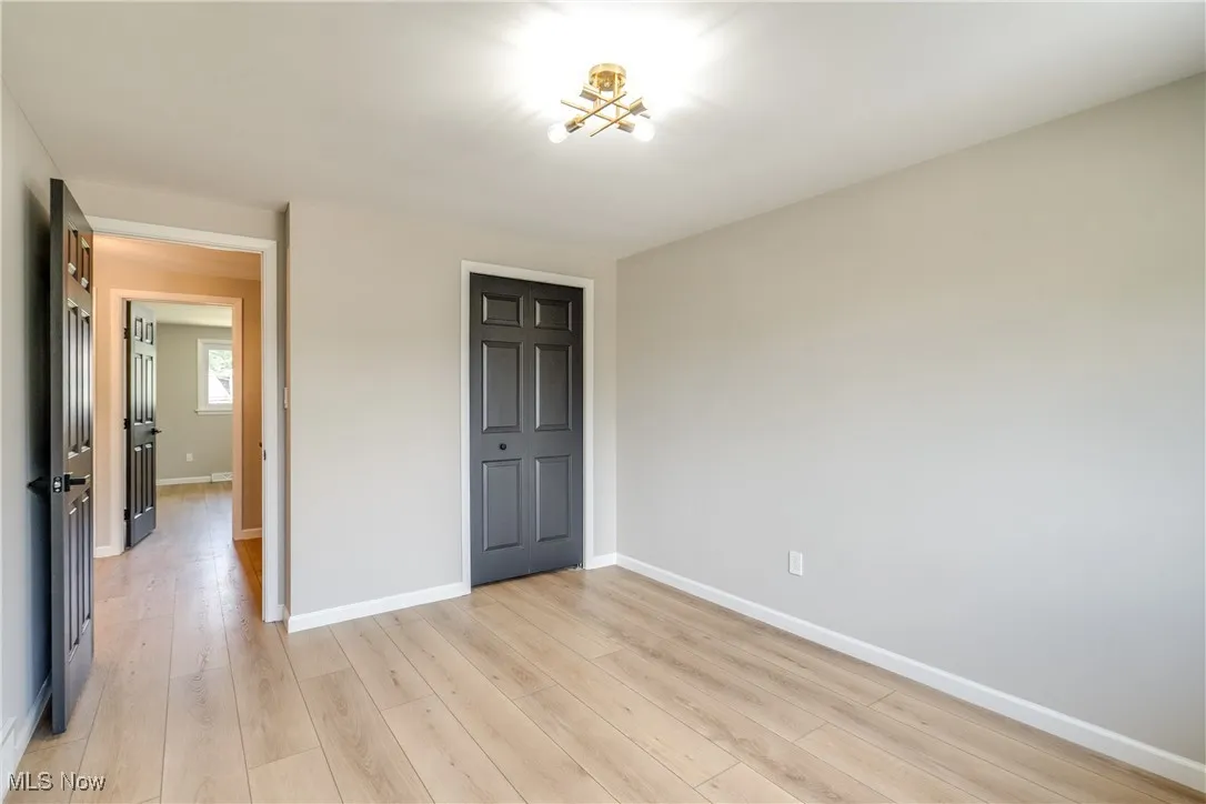 5429 Chickadee Lane, Lyndhurst, Ohio 44124,MLS Now Listing ID