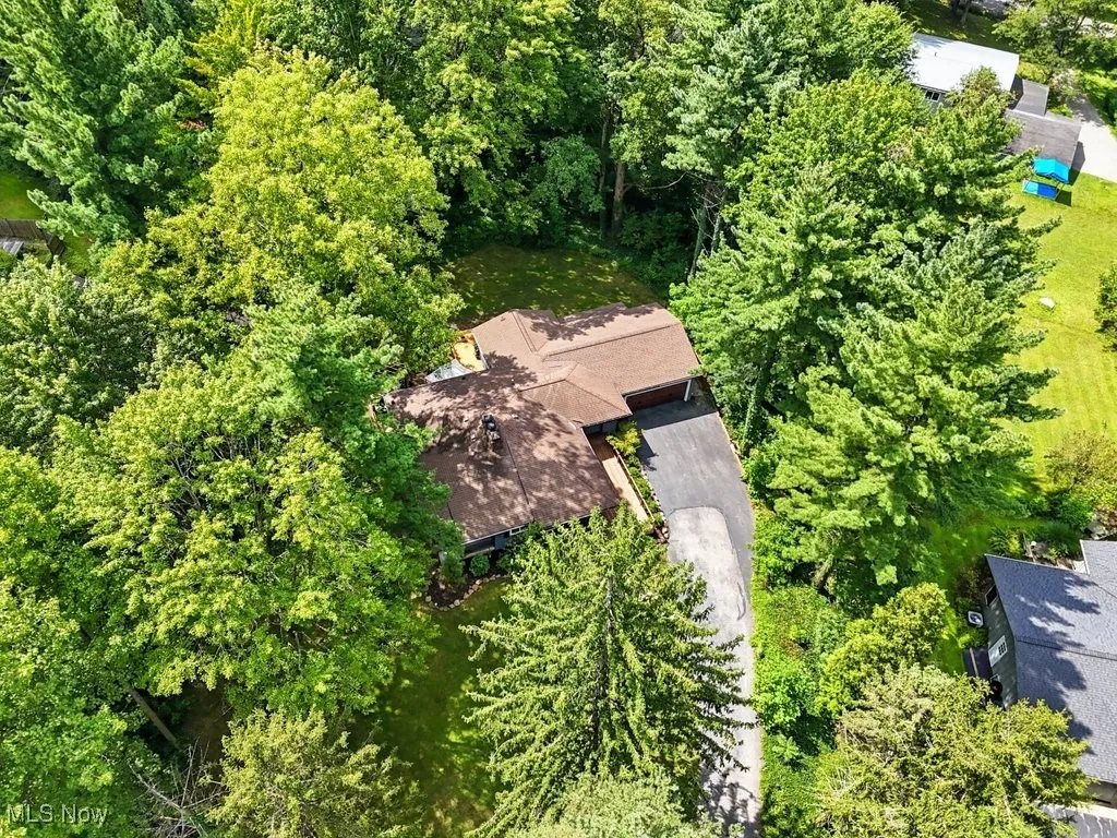 7667 Blackford Drive, Chagrin Falls, Ohio 44022,MLS Now Listing ID