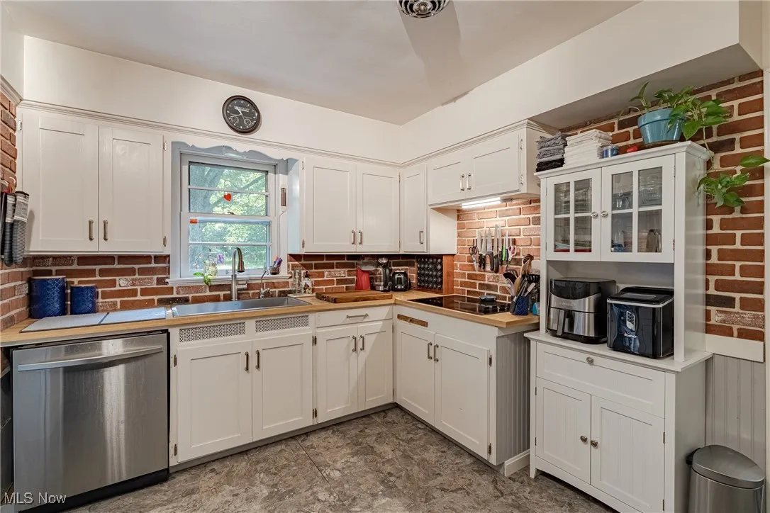 4379 Orangedale Road, Orange, Ohio 44022,MLS Now Listing ID