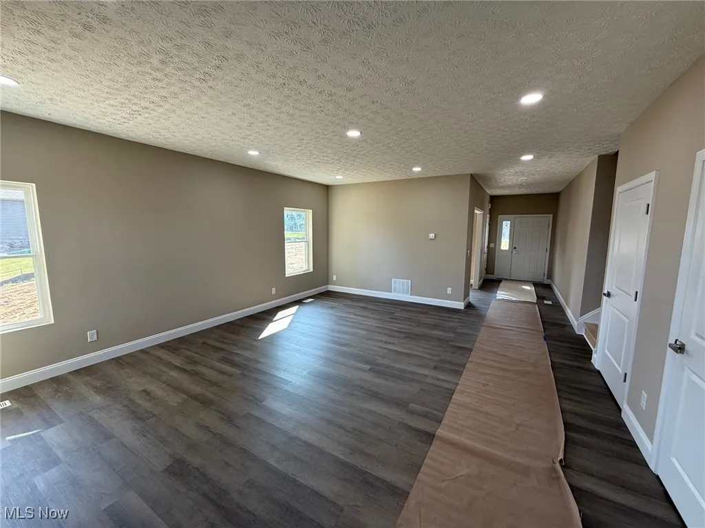 9279 Jackson Street, Mentor, Ohio 44060,MLS Now Listing ID