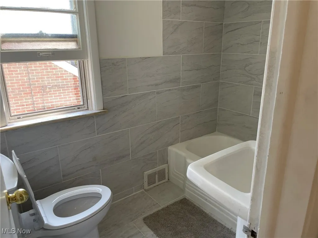 25310 Chatworth Drive, Euclid, Ohio 44117,MLS Now Listing ID