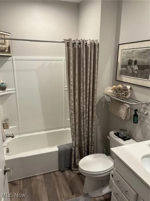 7807 Hunting Lake Drive, Concord, Ohio 44077,MLS Now Listing ID