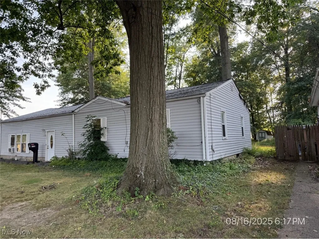 1798 E 337th Street, Eastlake, Ohio 44095,MLS Now Listing ID