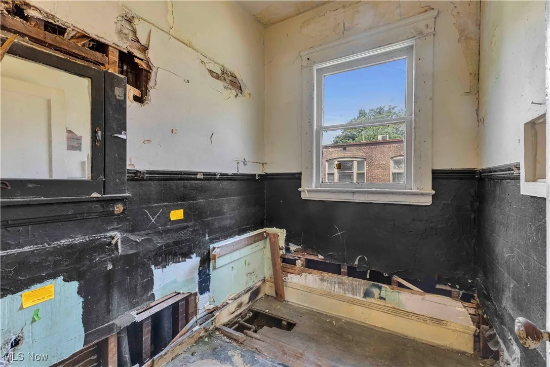910 Wheelock Road, Cleveland, Ohio 44103,MLS Now Listing ID