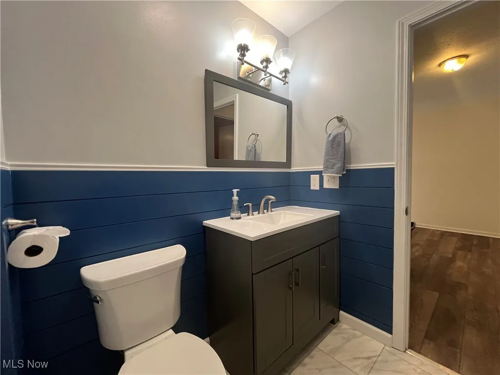 Modern, sleek second full Bathroom upstairs.