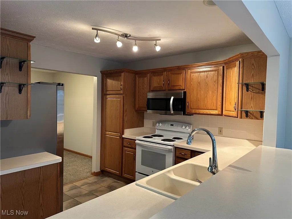 91 Sunset Cove Circle, Eastlake, Ohio 44095,MLS Now Listing ID