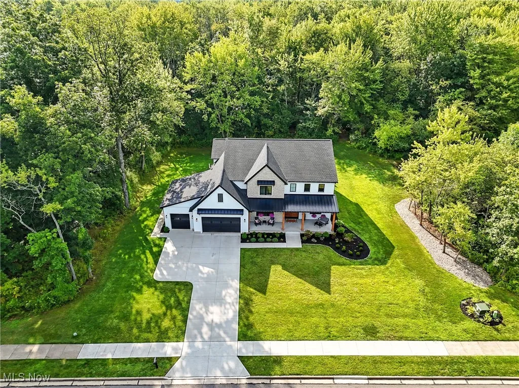 38852 Flanders Drive, Solon, Ohio 44139,MLS Now Listing ID
