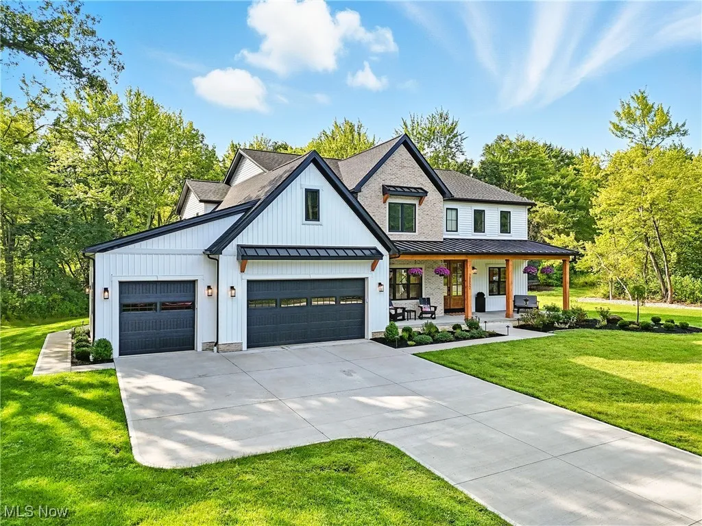 38852 Flanders Drive, Solon, Ohio 44139,MLS Now Listing ID
