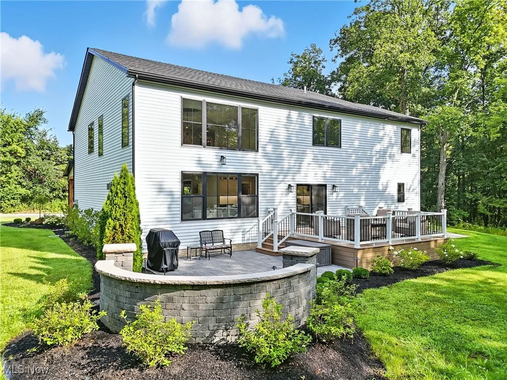 38852 Flanders Drive, Solon, Ohio 44139,MLS Now Listing ID