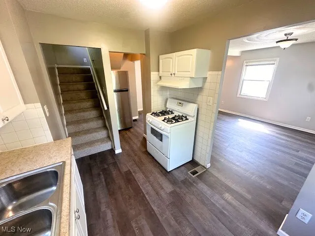 2014 38th Street, Canton, Ohio 44709,MLS Now Listing ID