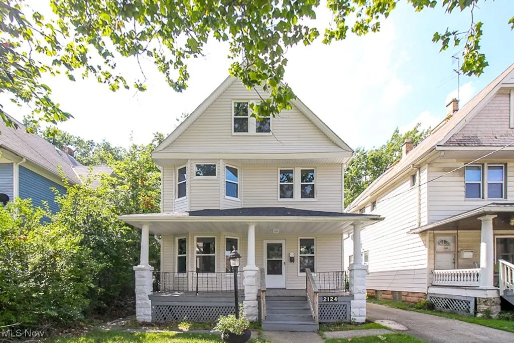 Traditional style home with covered porch
