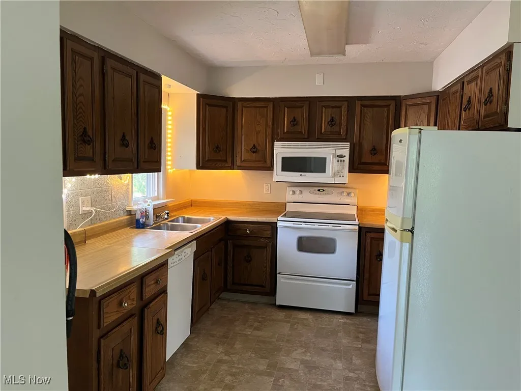 Kitchen upstairs in in-law suite