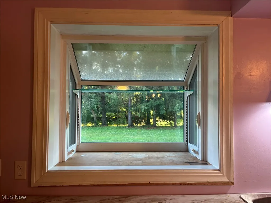 Garden window in kitchen