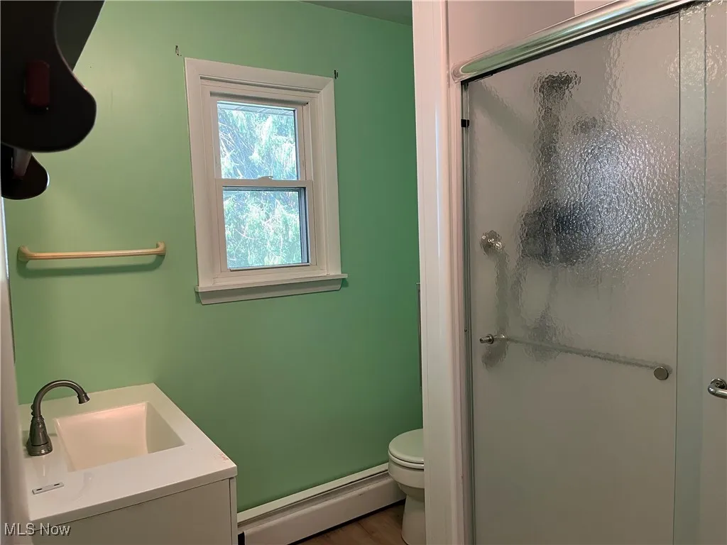 Full bath on main floor of home.