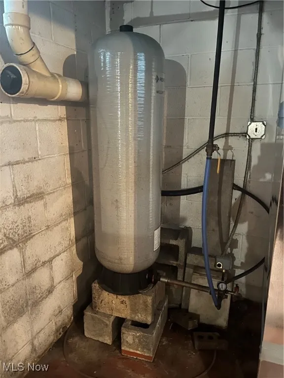 Well pressure tank, 2017