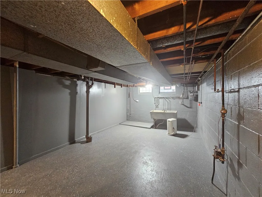 9513 David Road, Garfield Heights, Ohio 44125,MLS Now Listing ID