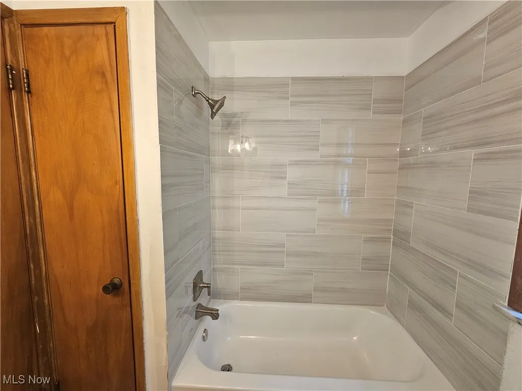 9513 David Road, Garfield Heights, Ohio 44125,MLS Now Listing ID