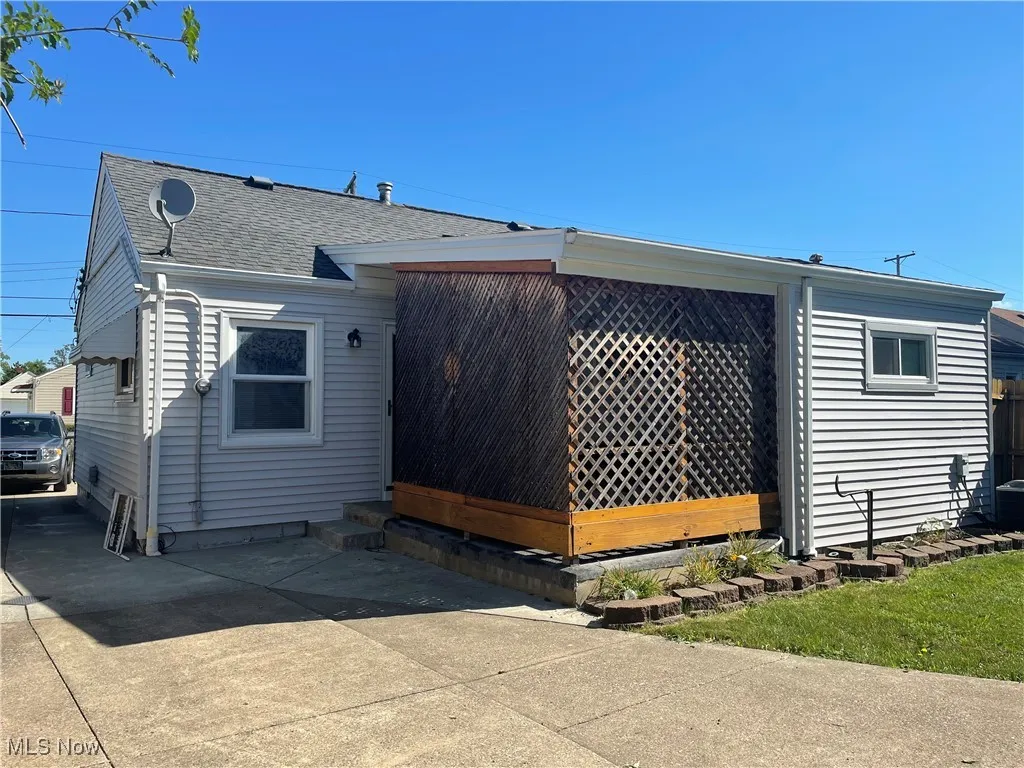13613 Carrington Avenue, Cleveland, Ohio 44135,MLS Now Listing ID