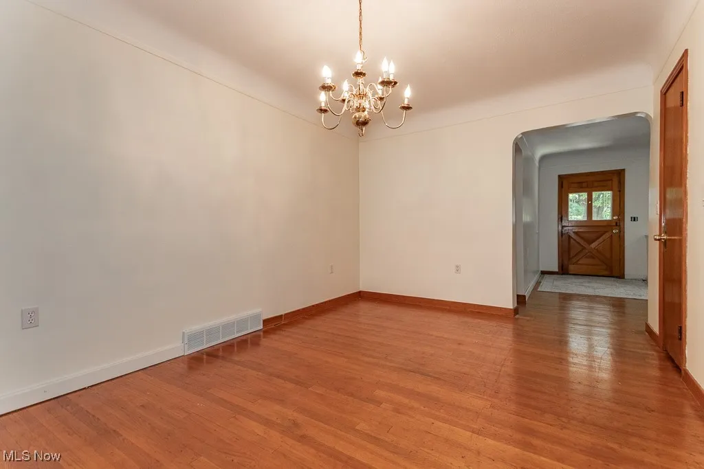 View dining room to living room front door