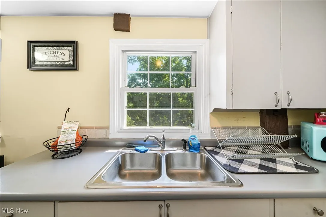 Kitchen in 2nd Floor Unit