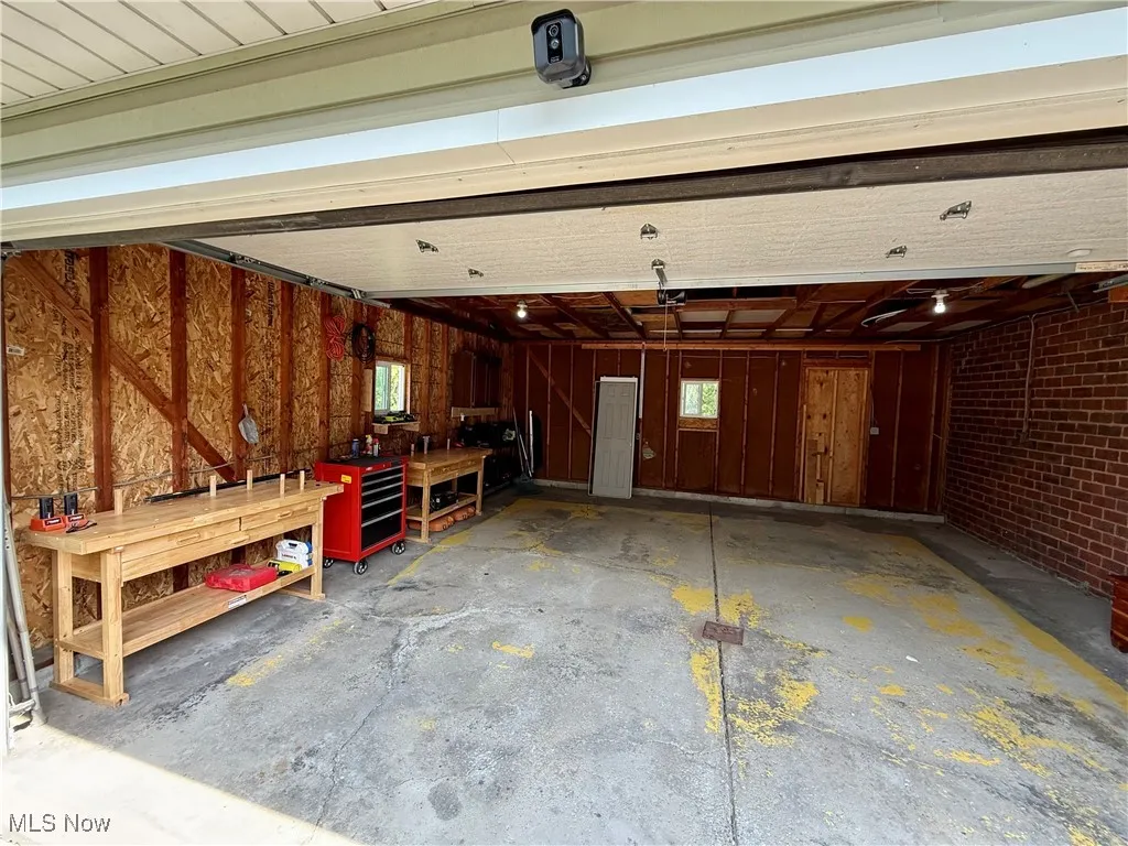28 Spring Street, Hubbard, Ohio 44425,MLS Now Listing ID