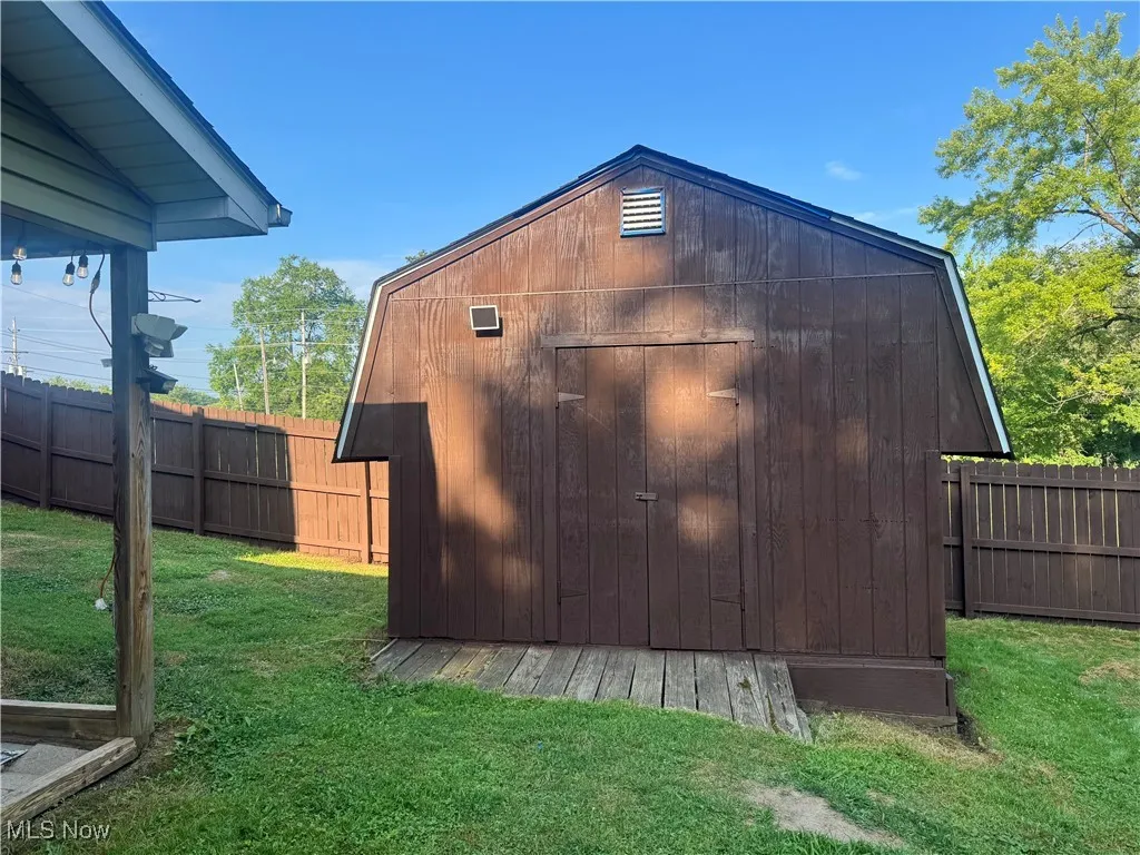 28 Spring Street, Hubbard, Ohio 44425,MLS Now Listing ID