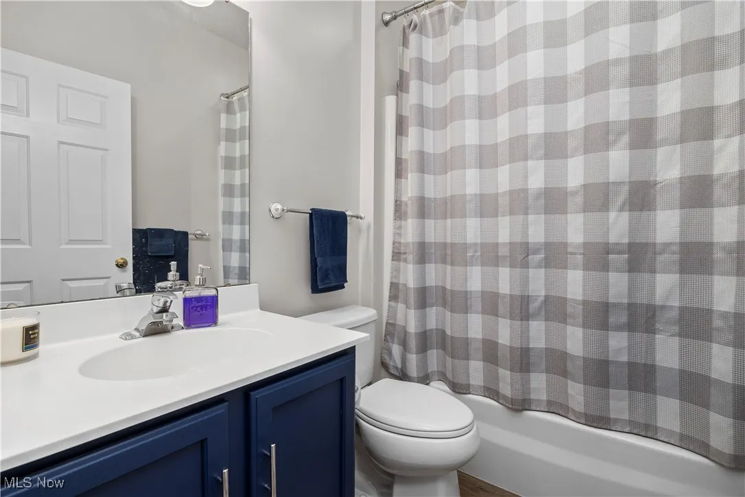 1st floor shared full bath