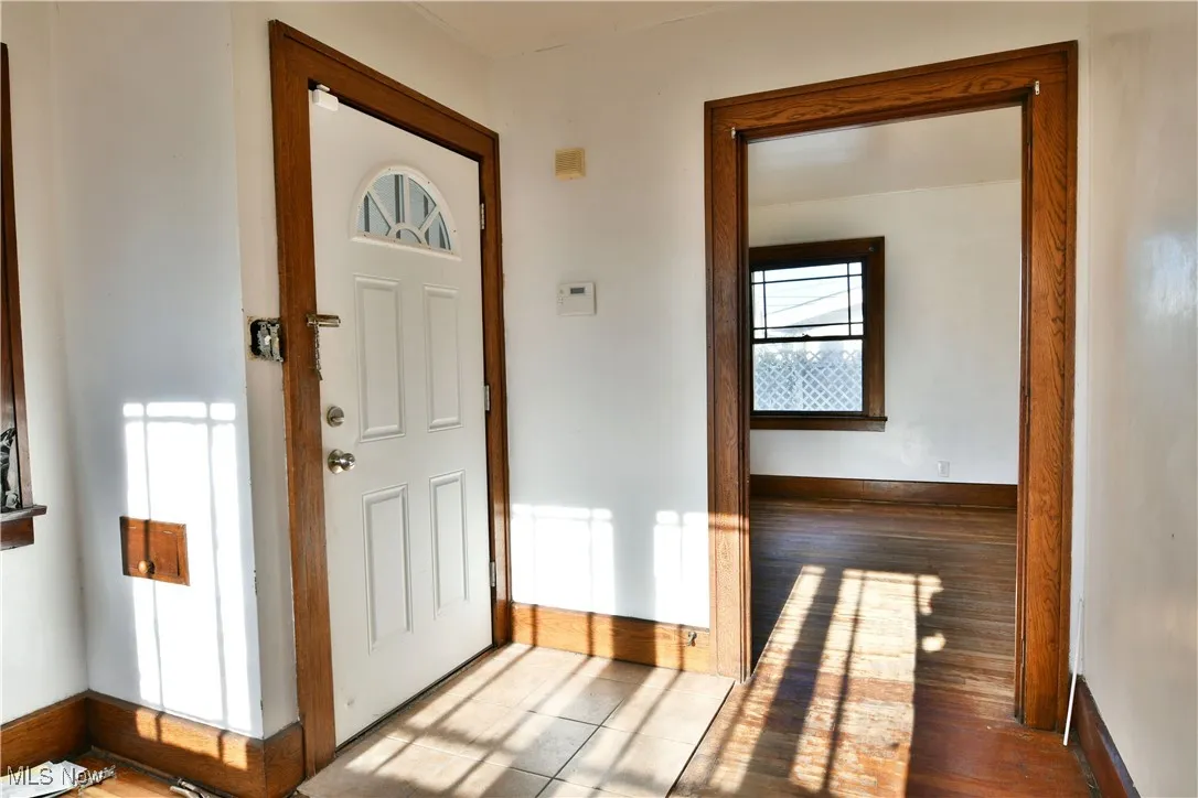 347 E Ravenwood Avenue, Youngstown, Ohio 44507,MLS Now Listing ID