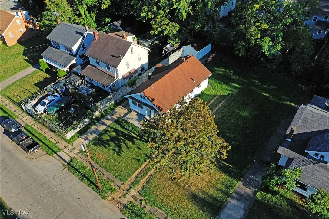 347 E Ravenwood Avenue, Youngstown, Ohio 44507,MLS Now Listing ID