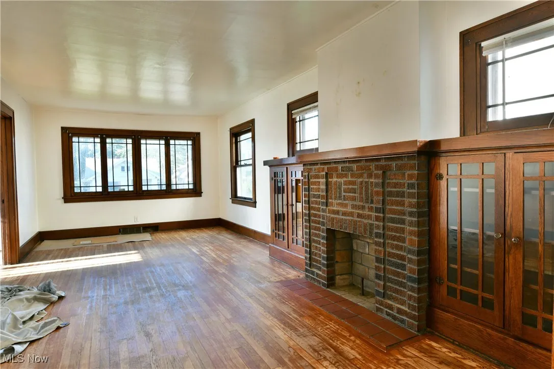 347 E Ravenwood Avenue, Youngstown, Ohio 44507,MLS Now Listing ID