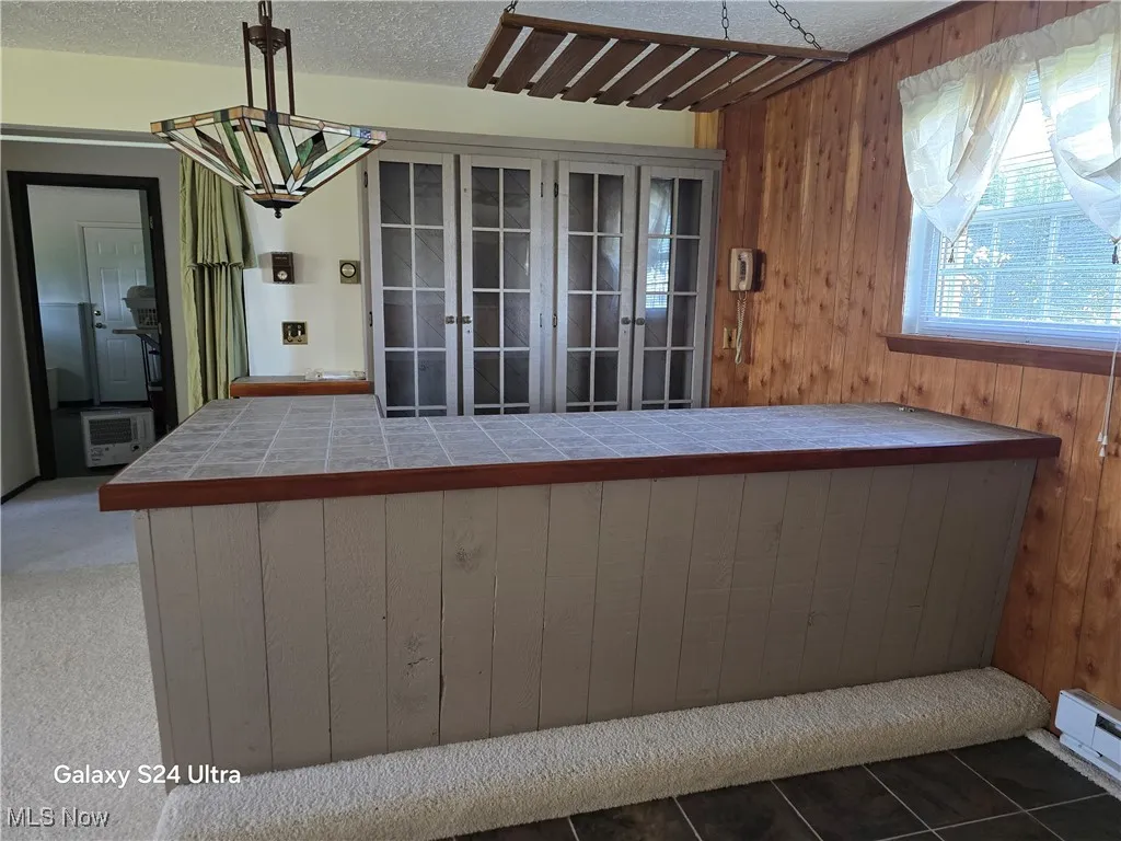 Built in bar in family room.